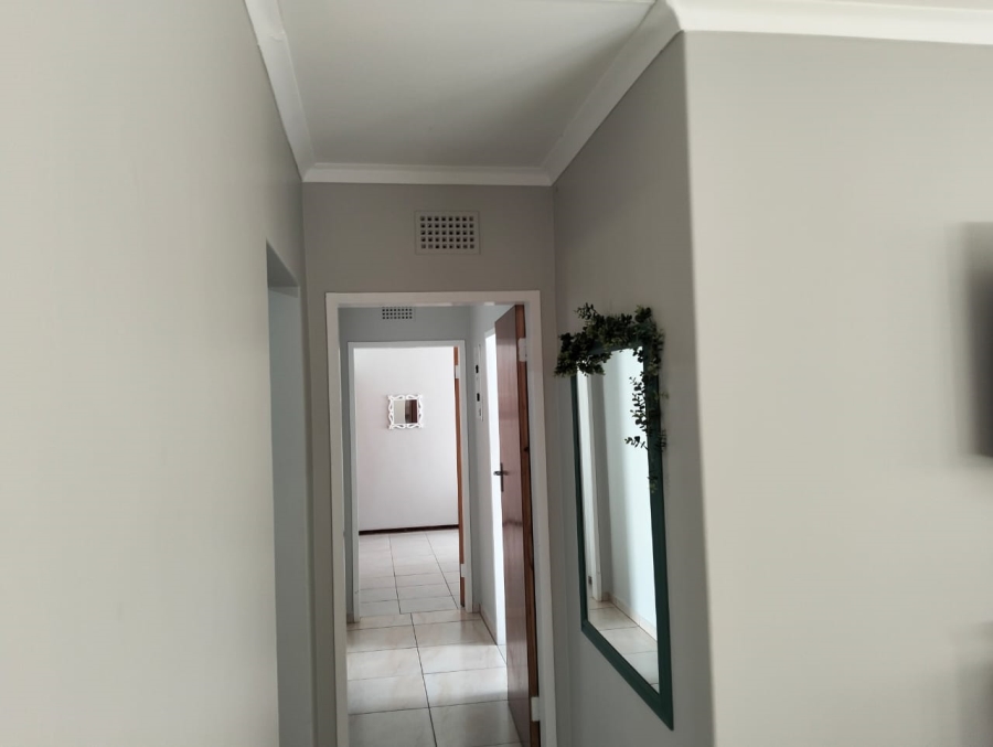 2 Bedroom Property for Sale in Flamwood North West